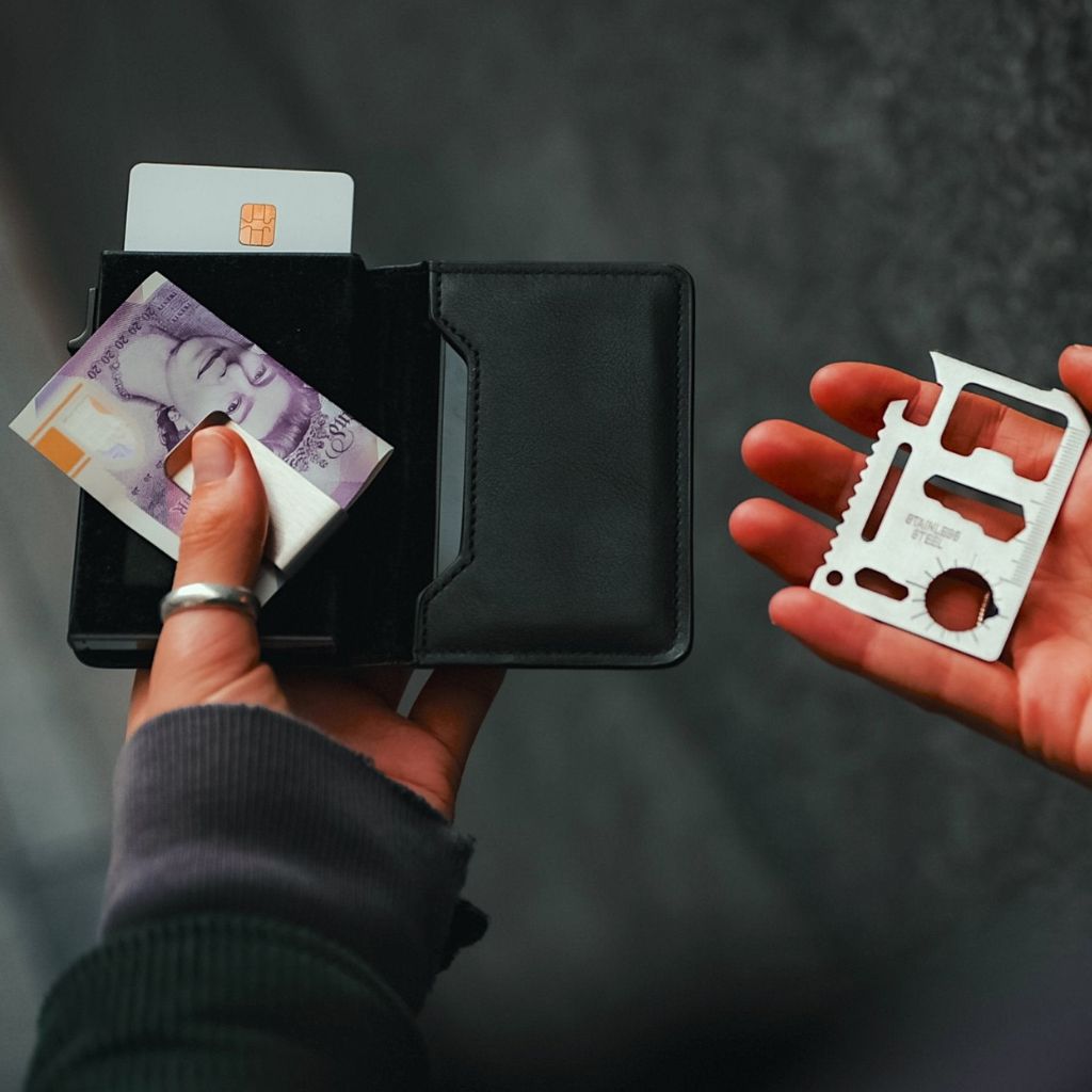 TagWallet Slide