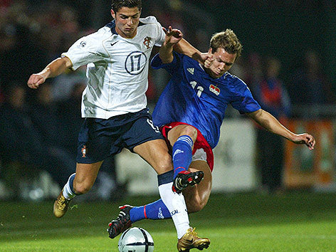 Portugal 2004 (Away)